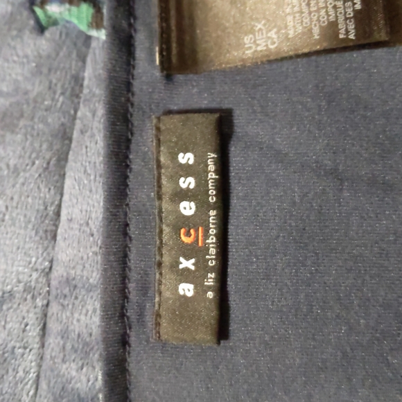 Women's top - Access Size S - Picture 2 of 8